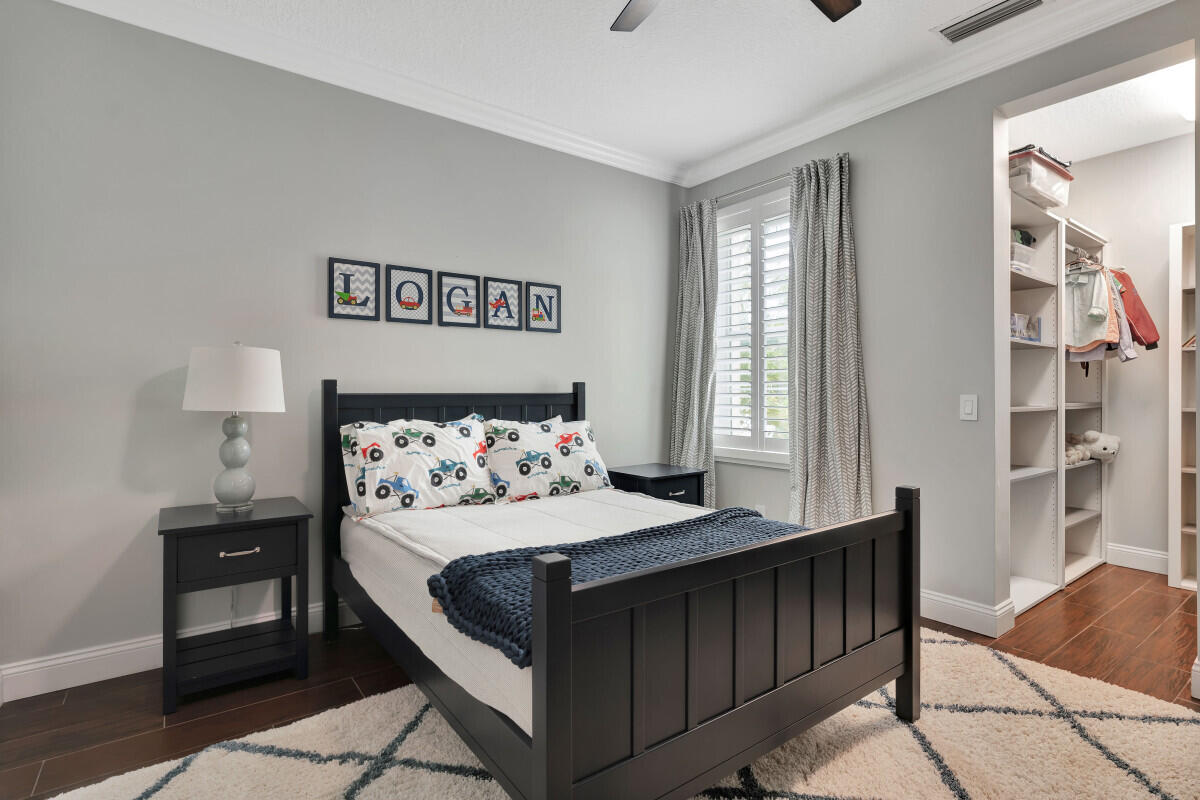 4041 Community Drive Jupiter, FL 33458 - Photo 23 of 36 23