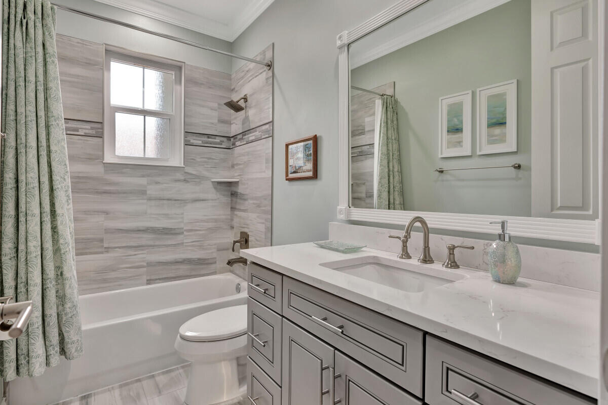 4041 Community Drive Jupiter, FL 33458 - Photo 25 of 36 25