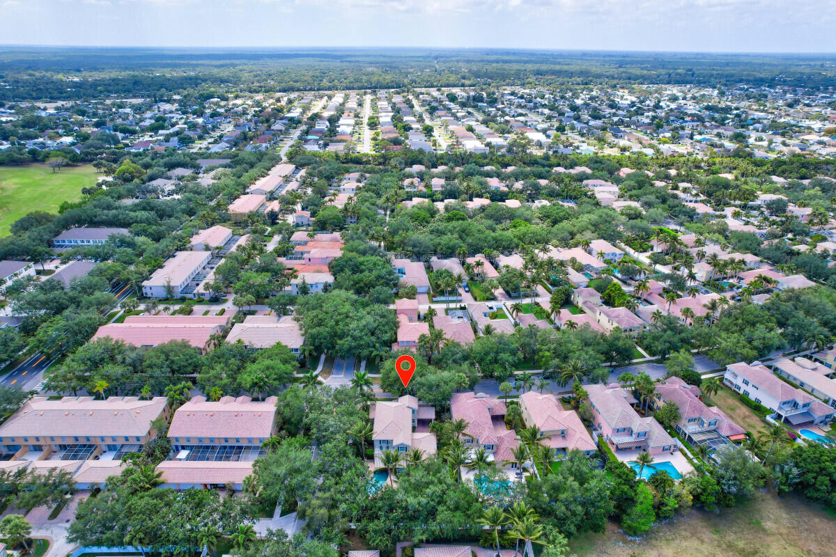 4041 Community Drive Jupiter, FL 33458 - Photo 36 of 36 36