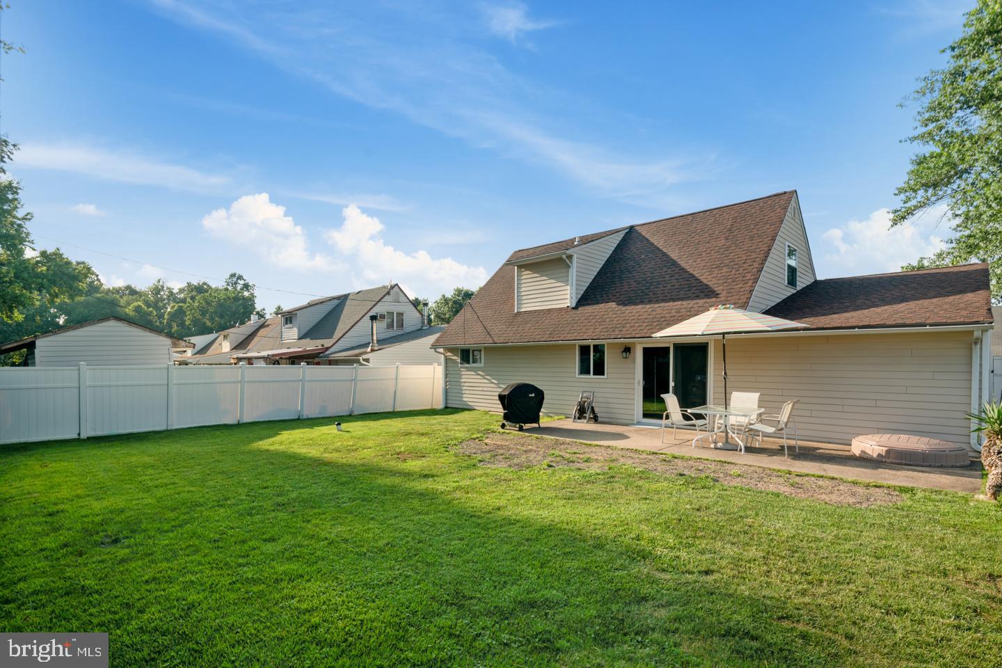47 Micahill Road Levittown, PA 19056 - Photo 22 of 24 Fully fenced yard