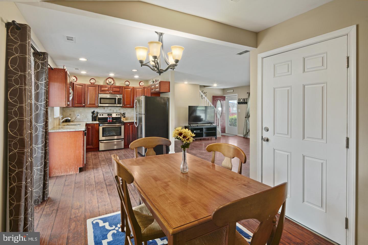 47 Micahill Road Levittown, PA 19056 - Photo 10 of 24 Dining Room
