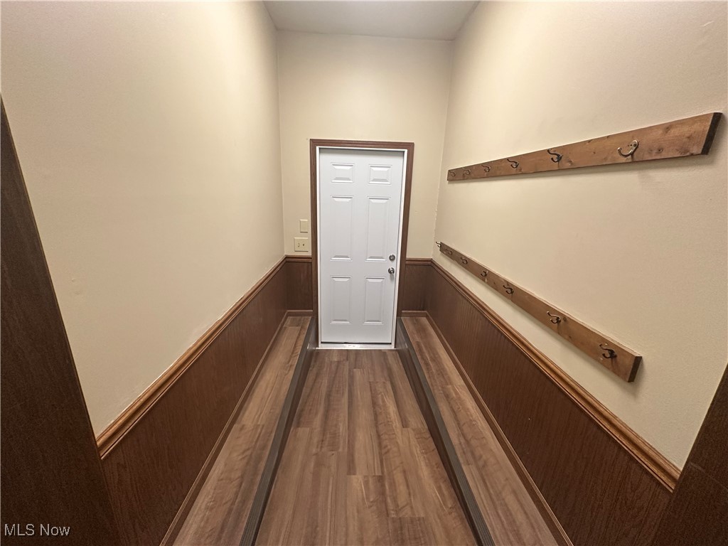 5869 Amy Boyle Road Northeast Fowler, OH 44418 - Photo 13 of 29 Gallery Image 13