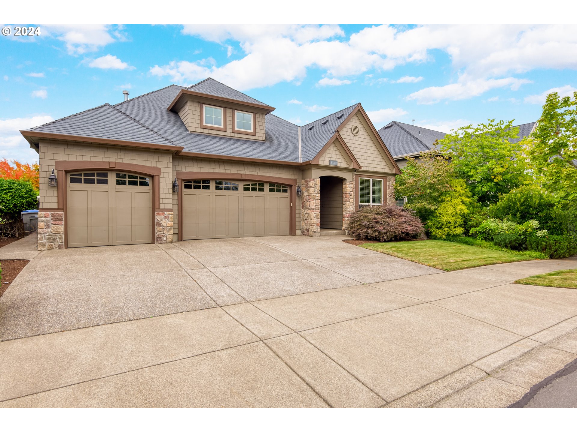 23485 Southwest Richen Park Terrace Sherwood, OR 97140 - Photo 2 of 32 Gallery Image 2