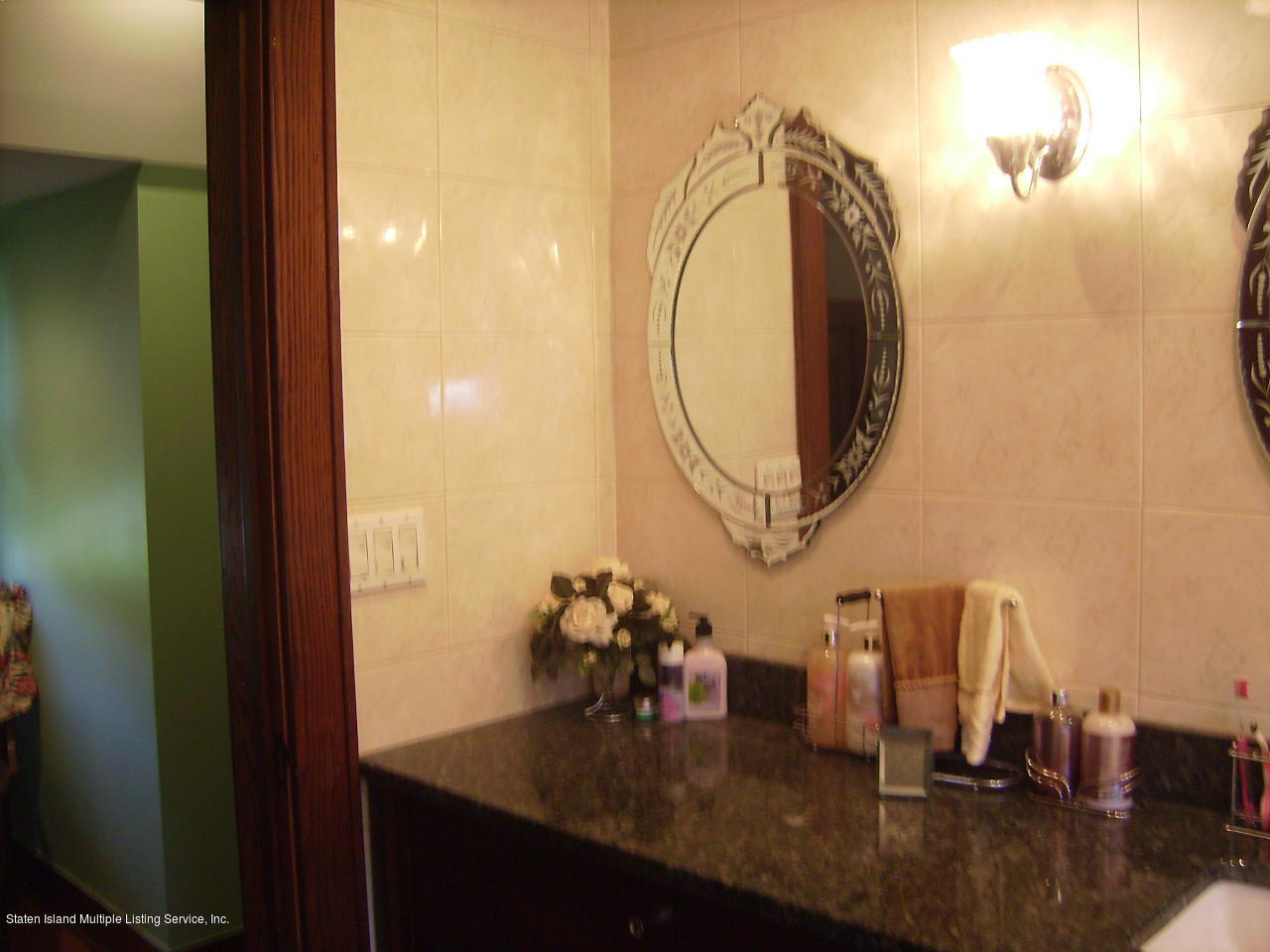 88 Radcliff Road Staten Island, NY 10305 - Photo 8 of 16 IMG_1568