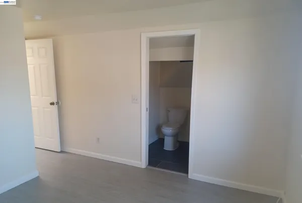 $2,995 | 2716 Fruitvale Avenue, Unit C, Oakland, CA 94601