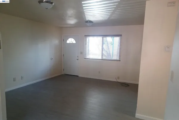 $2,995 | 2716 Fruitvale Avenue, Unit C, Oakland, CA 94601