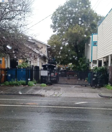 $2,995 | 2716 Fruitvale Avenue, Unit C, Oakland, CA 94601