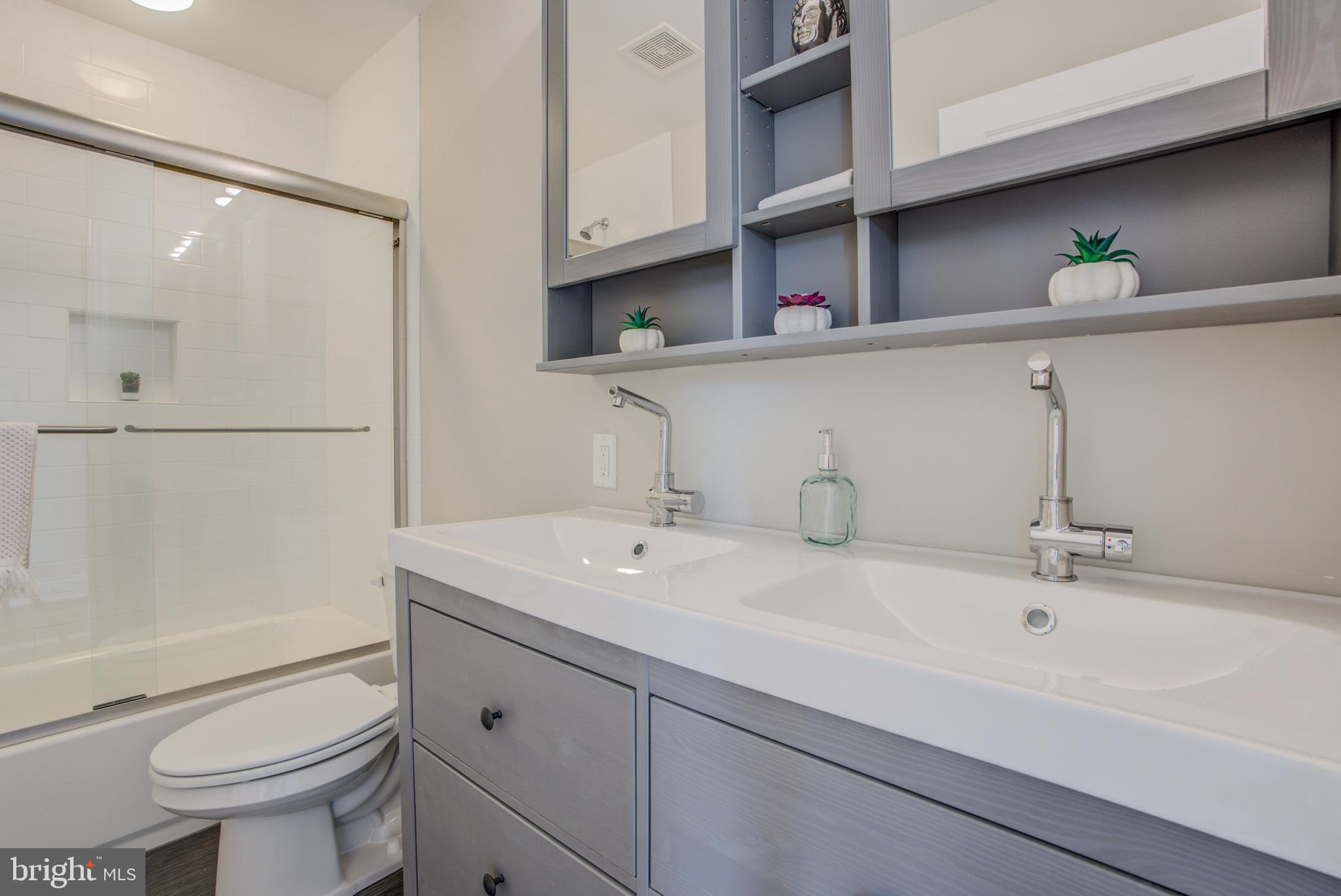 107 West Ropewalk Lane Baltimore, MD 21230 - Photo 23 of 46 sample photos of model home (choose finishes)