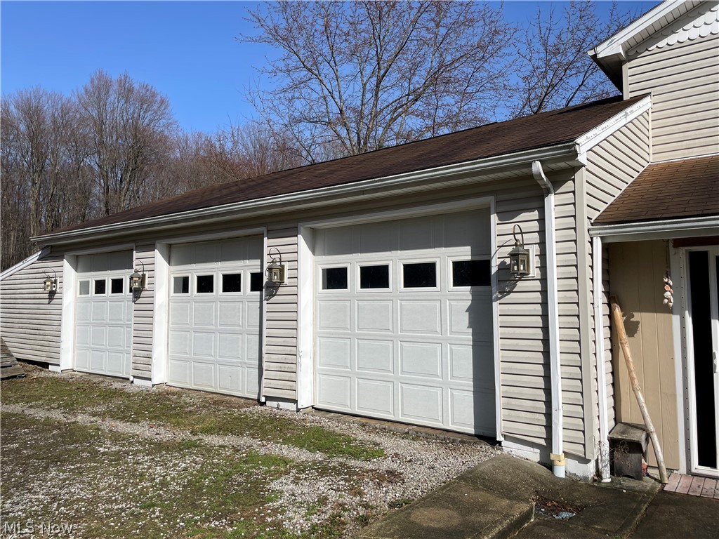 13004 Chardon-Windsor Road Chardon, OH 44024 - Photo 7 of 8 Gallery Image 7