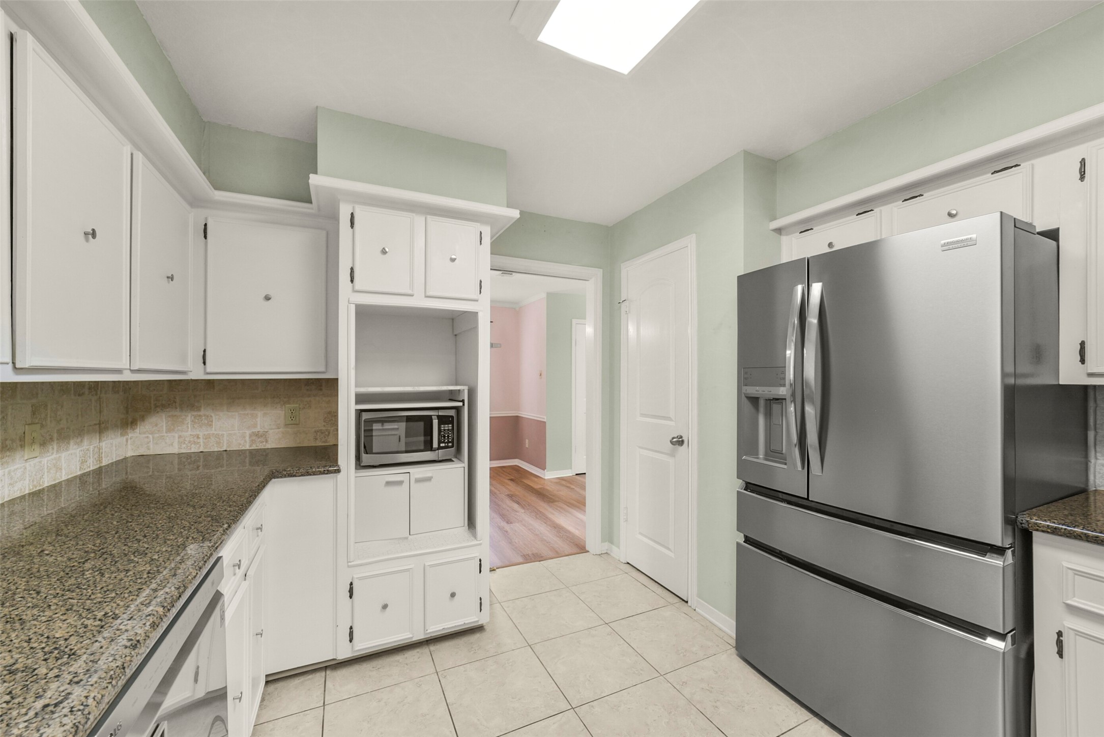 8343 Waynemer Way Houston, TX 77040 - Photo 14 of 38