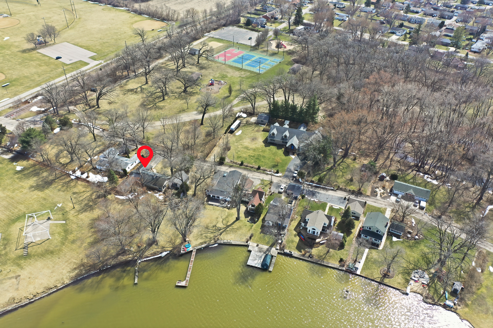 4320 West Lakewood Road McHenry, IL 60050 - Photo 47 of 50 a view of a city