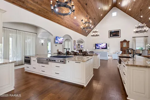 $4,100,000 | 235 North Fieldspan Road, Unit B, Scott, LA 70583