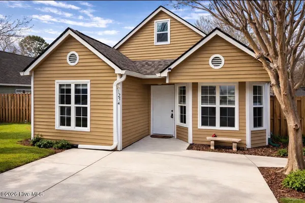 $255,900 | 1254 Shipyard Boulevard, Wilmington, NC 28412