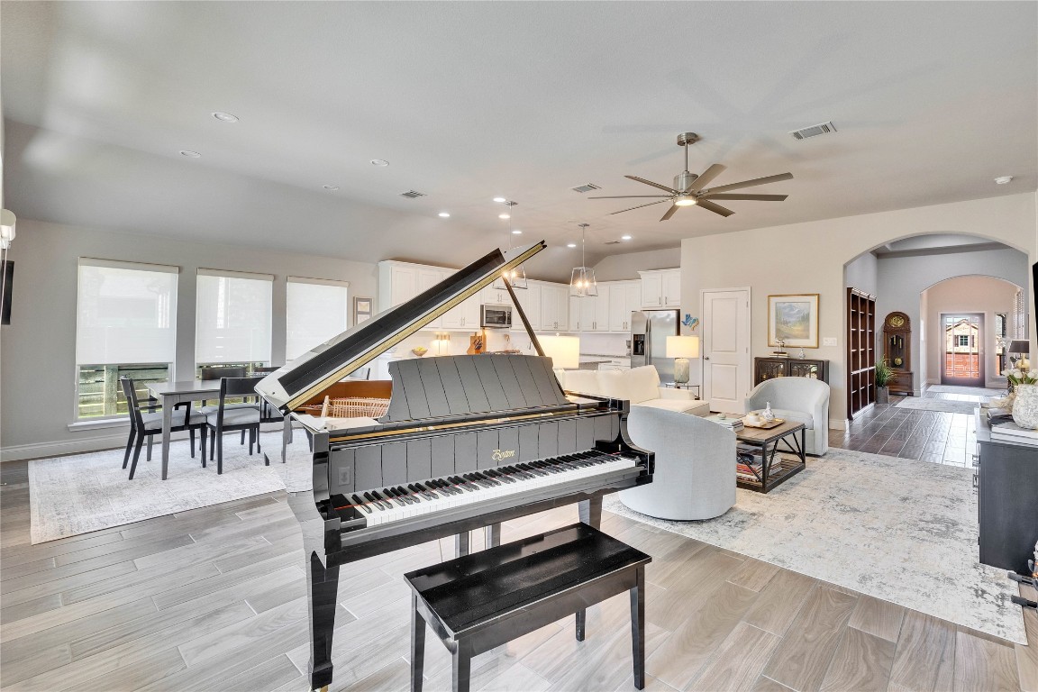 4229 Mercer Road Georgetown, TX 78628 - Photo 6 of 38