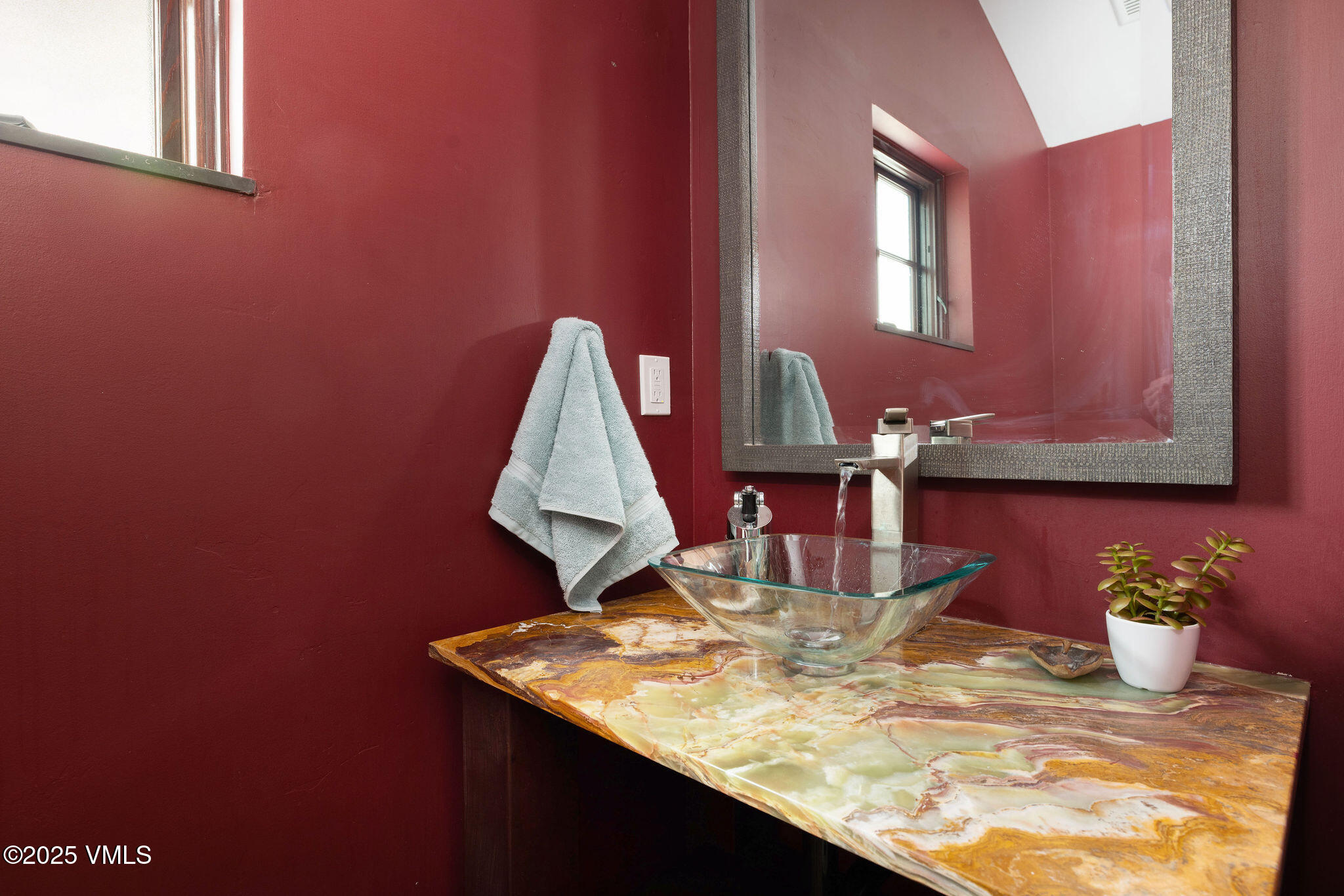 1388 Buffehr Creek Road Vail, CO 81657 - Photo 12 of 42 2508_1388_buffehr_creek_interior_powder