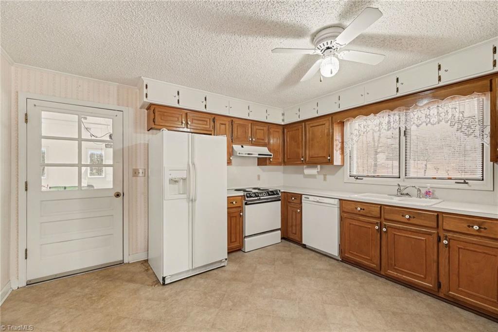 4037 Flat Shoals Road Germanton, NC 27019 - Photo 13 of 46