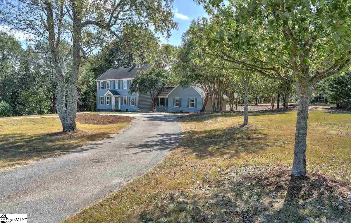 214 Sitton Road Easley, SC 29642 - Photo 3 of 31