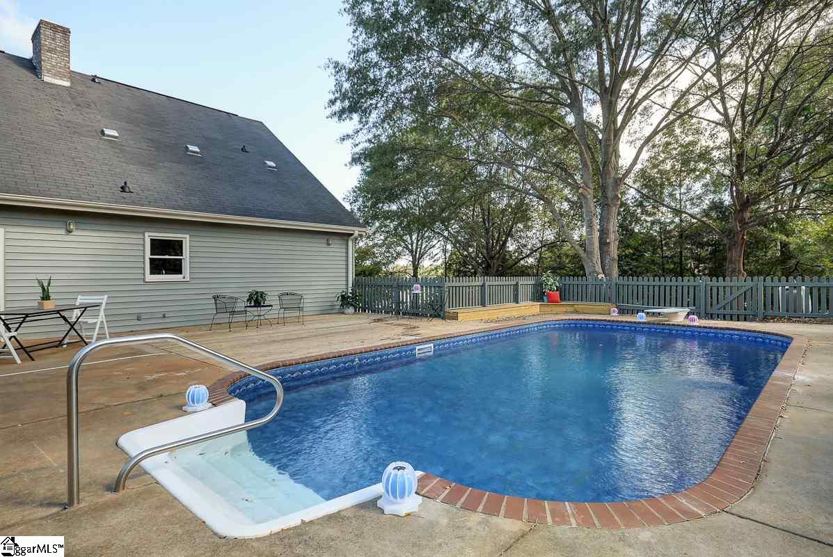 214 Sitton Road Easley, SC 29642 - Photo 7 of 31