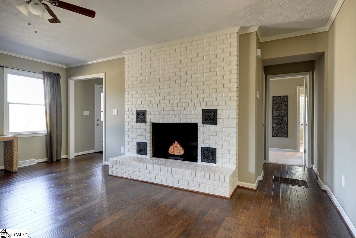 214 Sitton Road Easley, SC 29642 - Photo 9 of 31