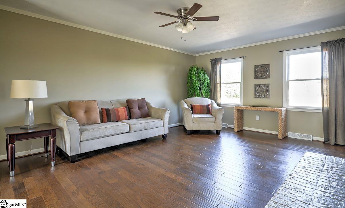 214 Sitton Road Easley, SC 29642 - Photo 10 of 31