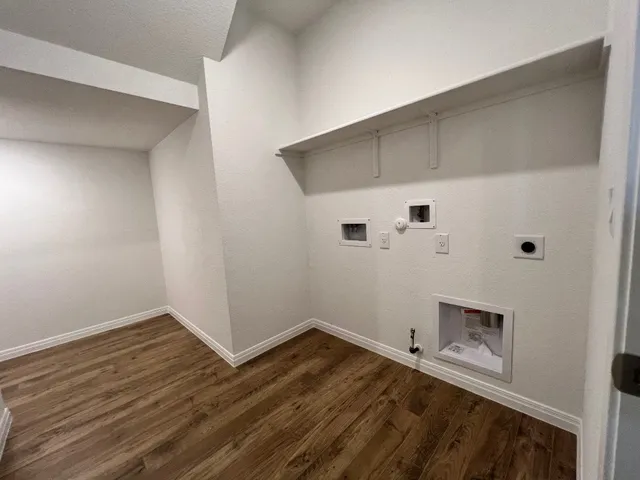 $457,980 | 1944 Lazy Acrs Street, Leander, TX 78641