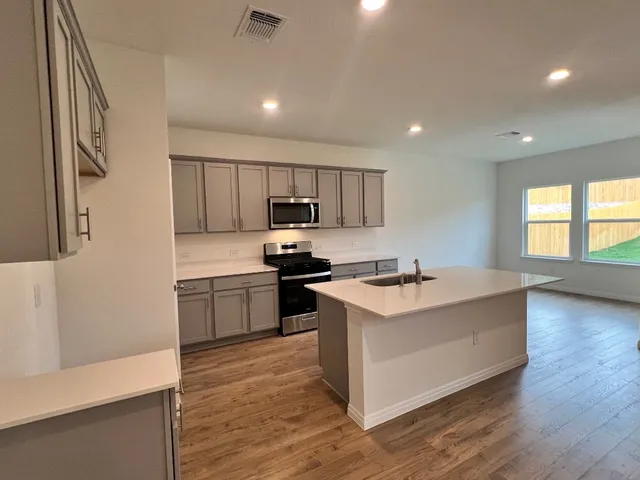 $457,980 | 1944 Lazy Acrs Street, Leander, TX 78641