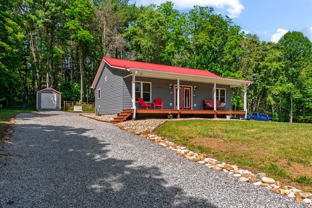 1610 Pope Road Ivanhoe, VA 24350 - Photo 41 of 93 Gallery Image 41
