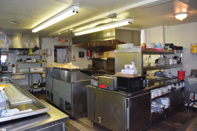 $2,500 | 22345 Asheville Highway, Landrum, SC 29356