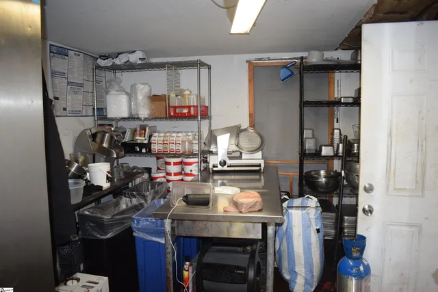 $2,500 | 22345 Asheville Highway, Landrum, SC 29356