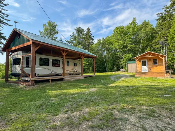 $165,000 | 40-45 Van Dine Road, Medway, ME 04460