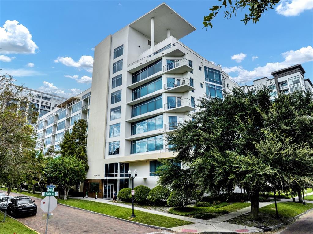 525 East Jackson Street, Unit P6 Orlando, FL 32801 - Photo 1 of 62