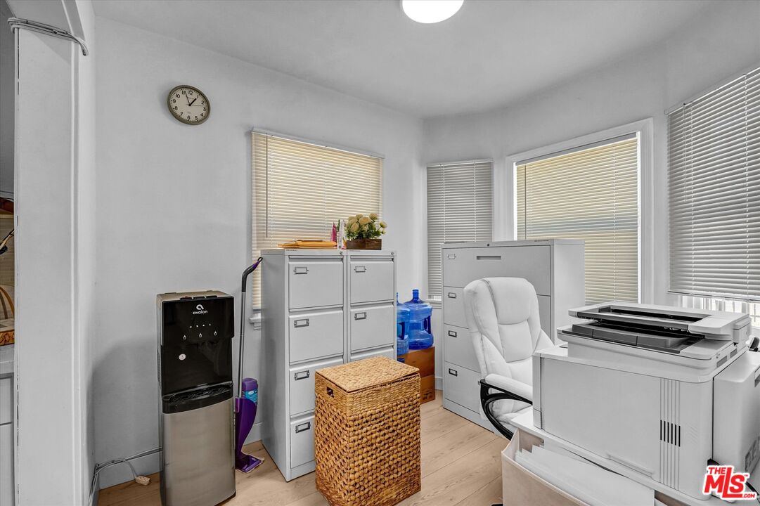 10353 Rincon Avenue Pacoima, CA 91331 - Photo 10 of 38 Gallery Image 10
