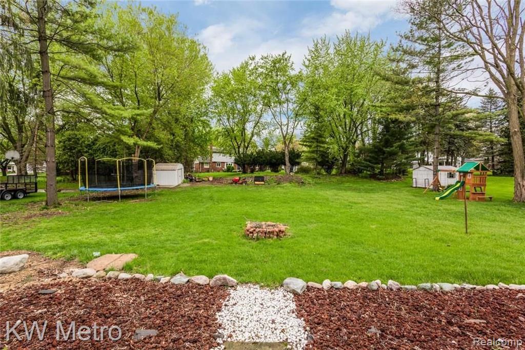 801 Bridgestone Drive Rochester Hills, MI 48309 - Photo 29 of 29
