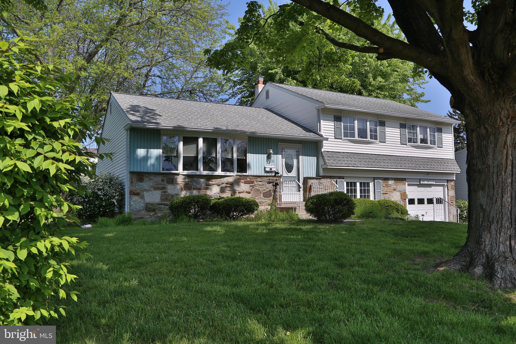 913 Roberts Road Warminster, PA 18974 - Photo 1 of 38 Front Exterior