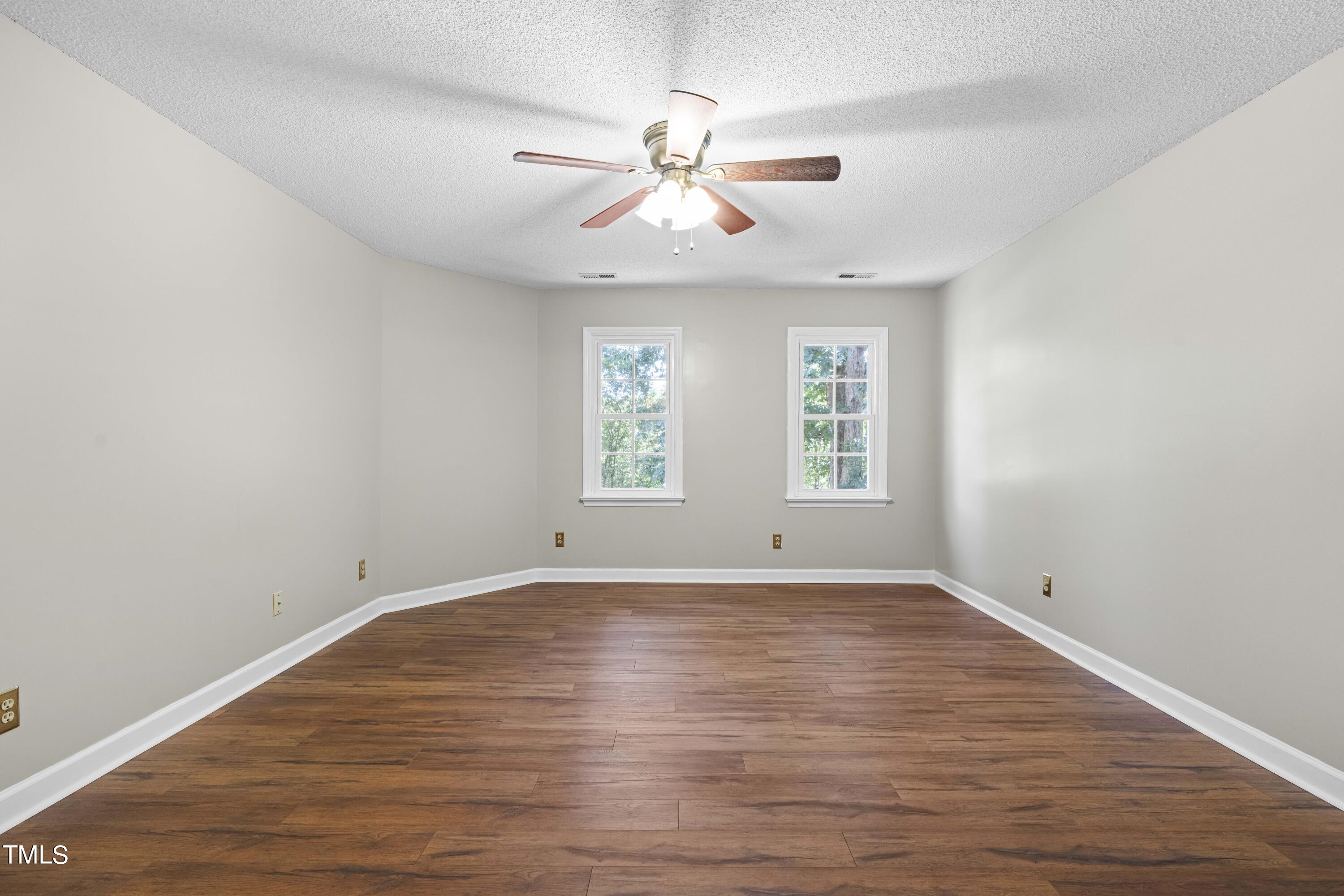 6112 Wolverhampton Drive Raleigh, NC 27603 - Photo 18 of 28 IMG_2015