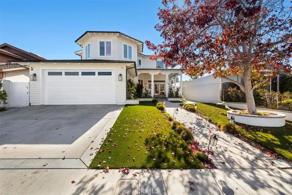 $18,000 | 1740 1st Street, Manhattan Beach, CA 90266