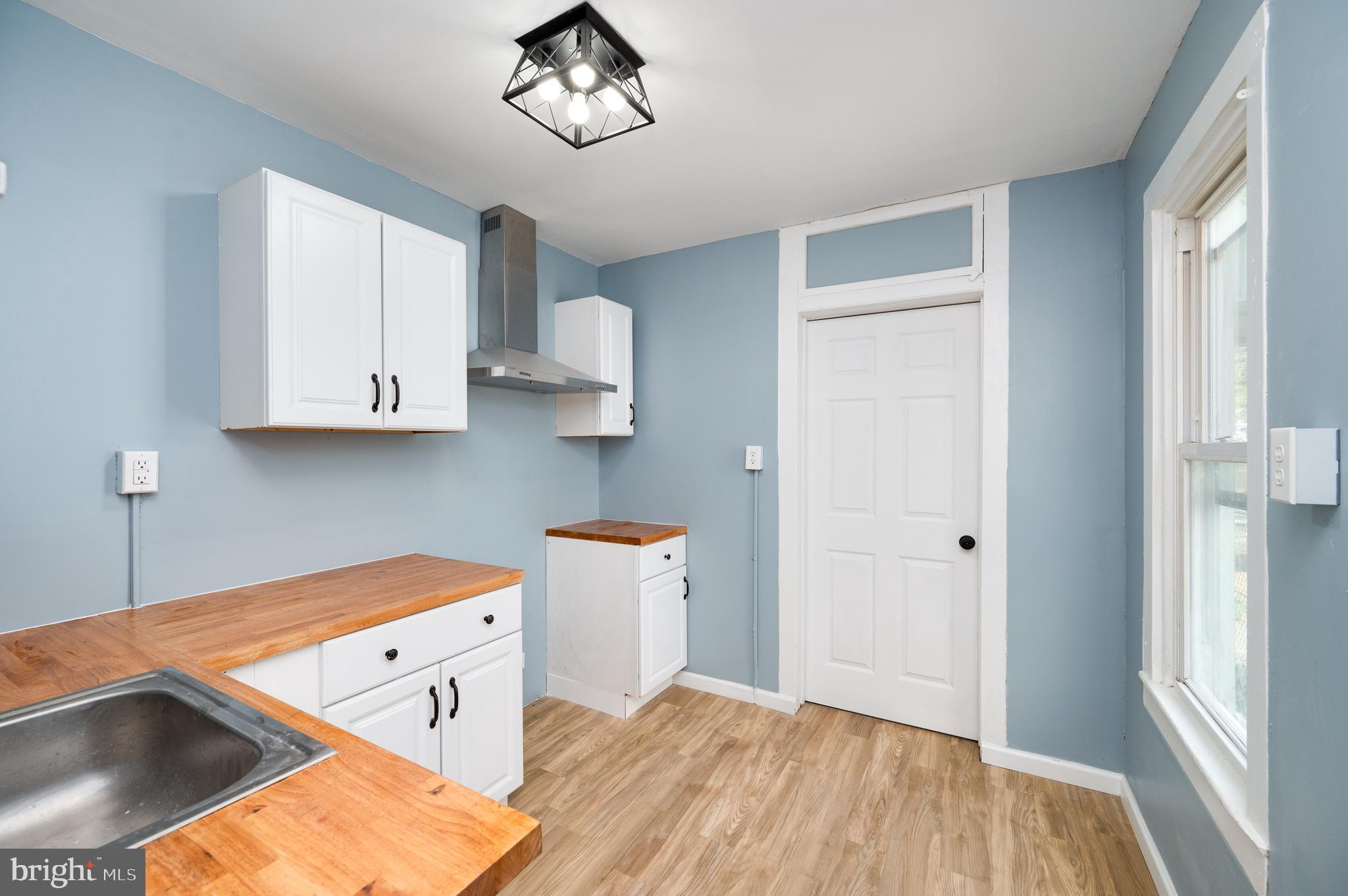 650 Gordon Street Reading, PA 19601 - Photo 8 of 21 kitchen