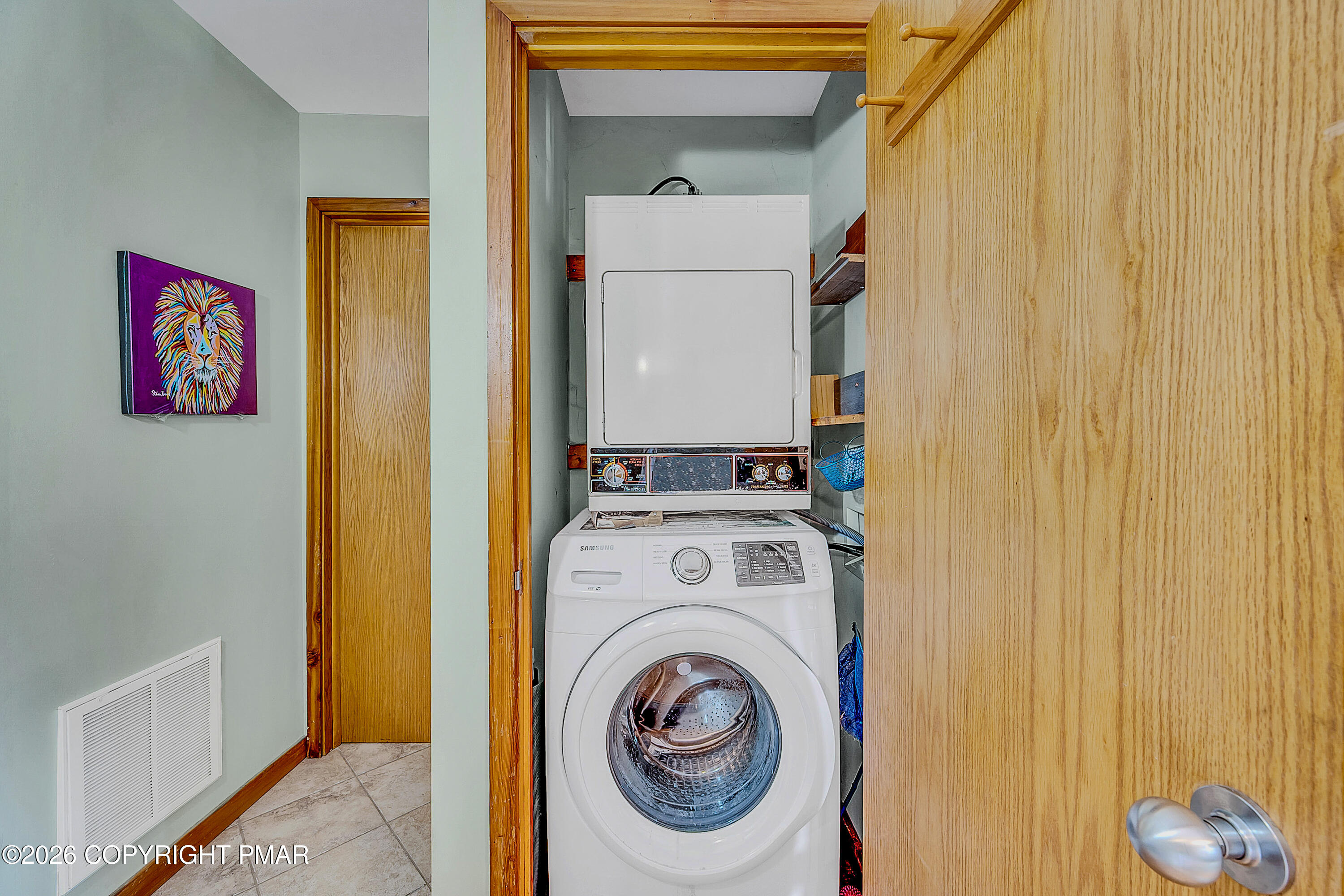312 Hollow Road, Unit 36 East Stroudsburg, PA 18302 - Photo 27 of 34 a utility room with dryer and washer