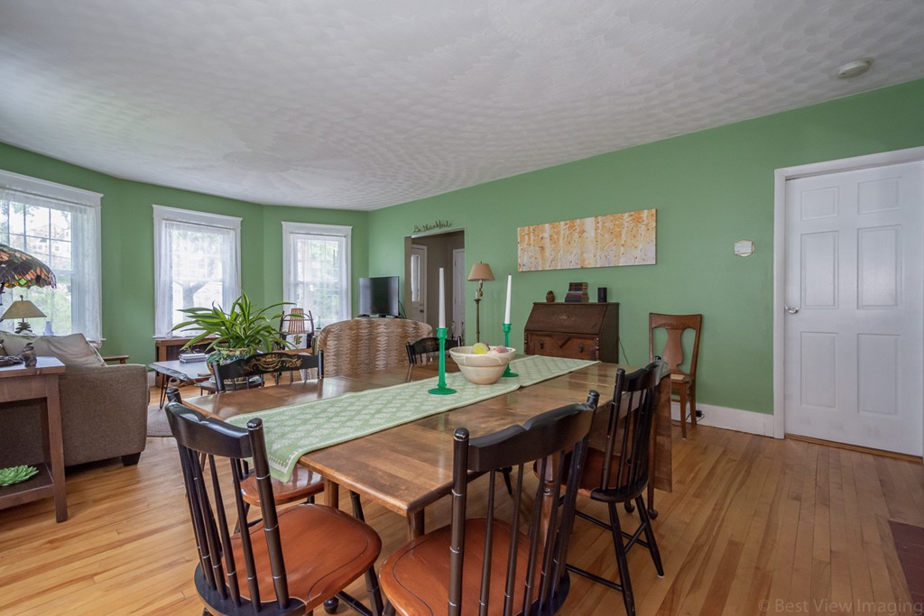 93 Brantwood Road Worcester, MA 01602 - Photo 4 of 35