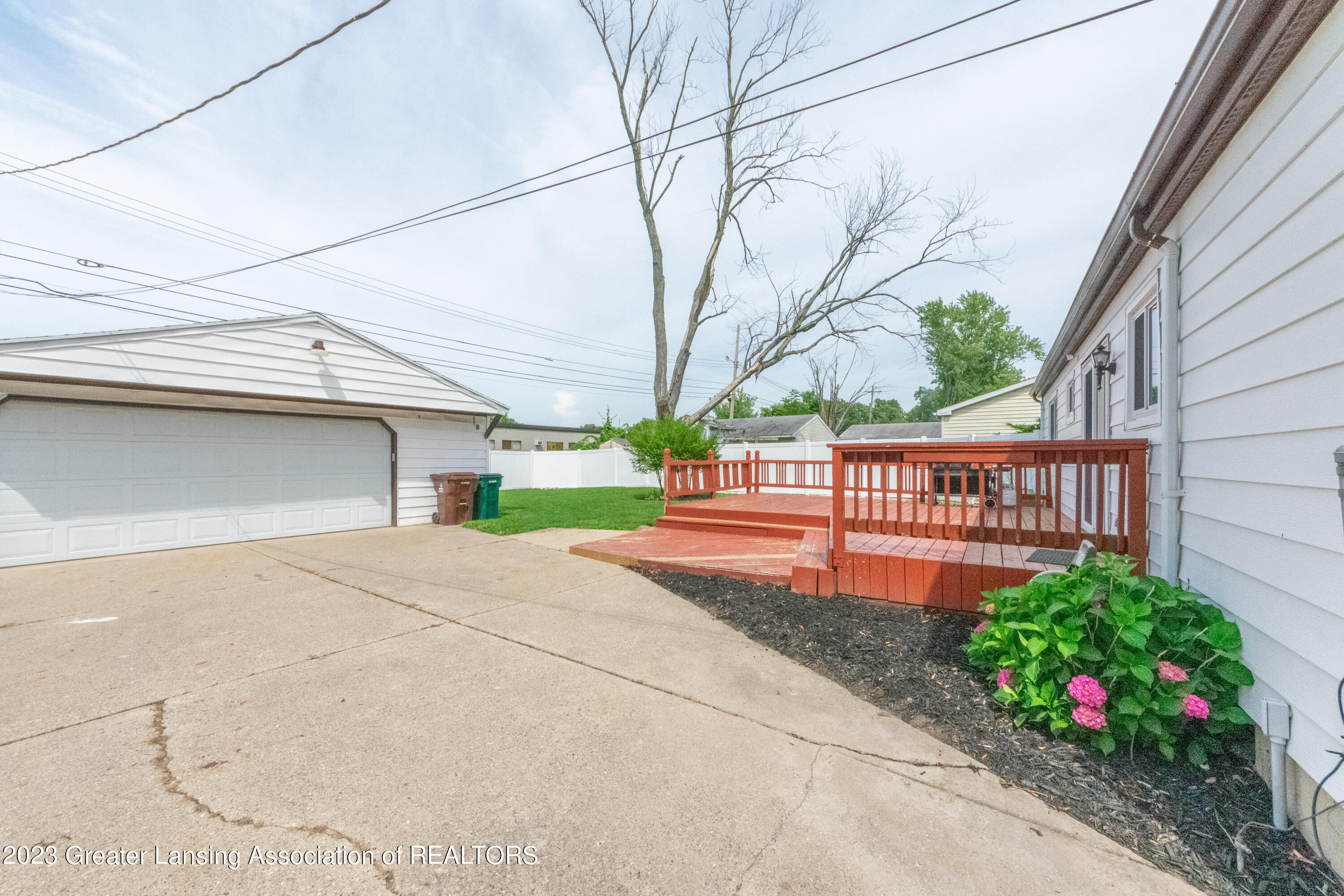 3300 Risdale Avenue Lansing, MI 48911 - Photo 26 of 38 Risdale-26