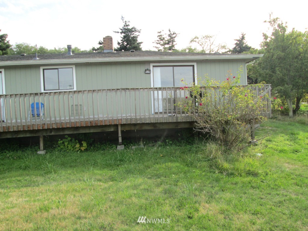 2412 Williams Road Oak Harbor, WA 98277 - Photo 4 of 13 Gallery Image 4