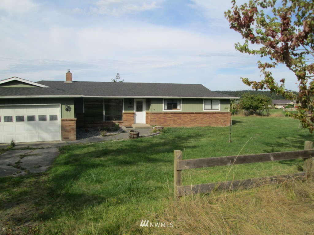 2412 Williams Road Oak Harbor, WA 98277 - Photo 5 of 13 Gallery Image 5