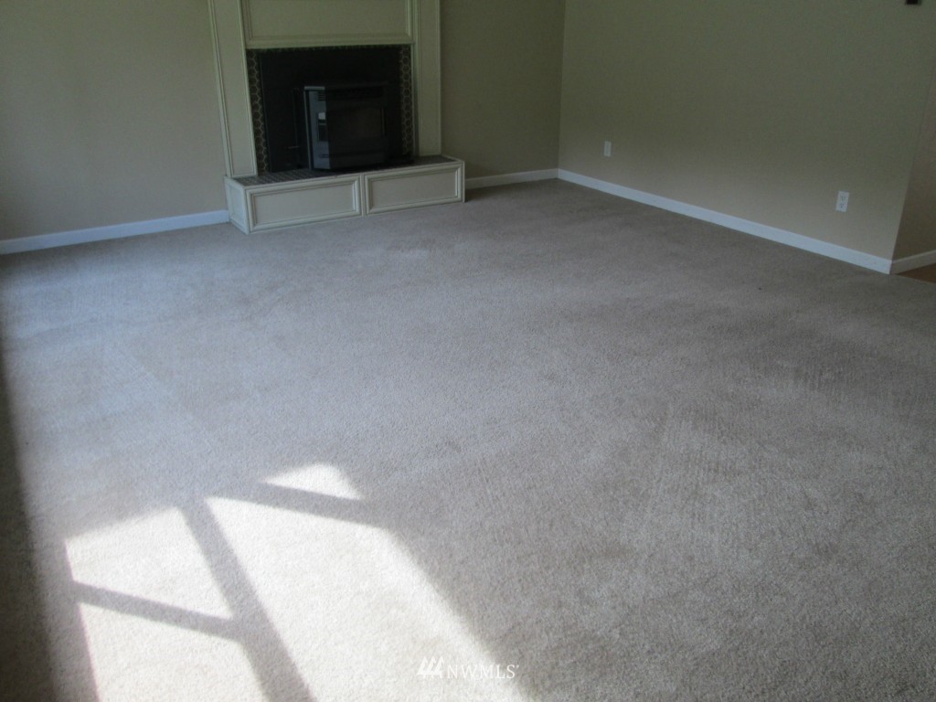 2412 Williams Road Oak Harbor, WA 98277 - Photo 7 of 13 Gallery Image 7
