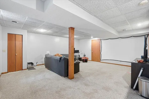 $304,900 | 1060 Franklin Street, Baldwin, WI 54002