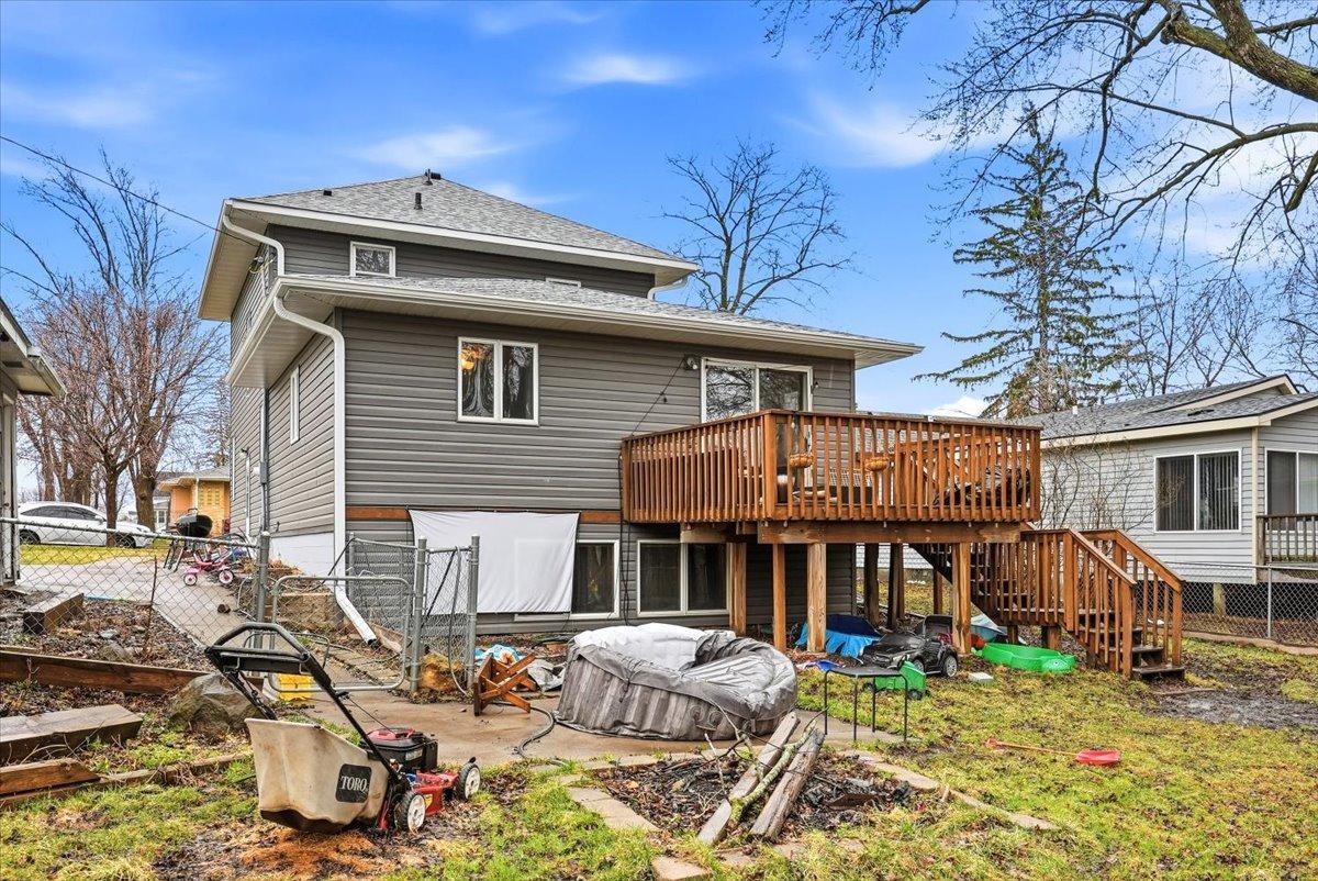 1060 Franklin Street Baldwin, WI 54002 - Photo 17 of 21