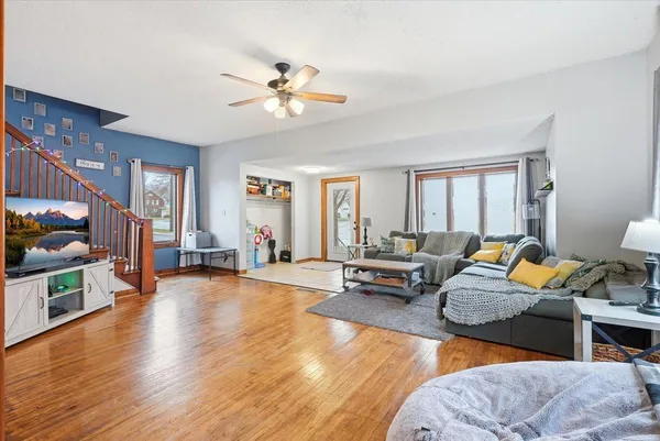 $304,900 | 1060 Franklin Street, Baldwin, WI 54002