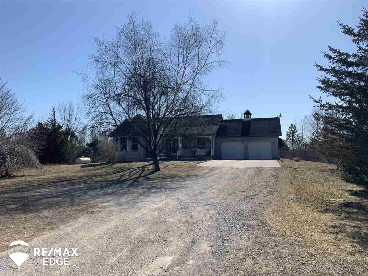 14437 North Vassar Road Millington, MI 48746 - Photo 1 of 30 50036861.JPG