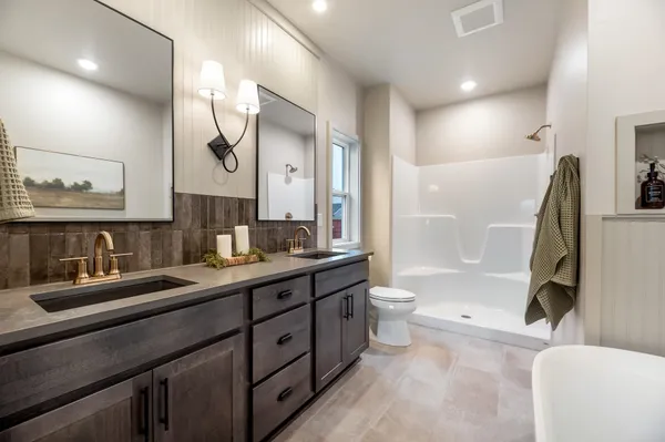 $489,000 | 3722 East Callalilly Lane, Appleton, WI 54913