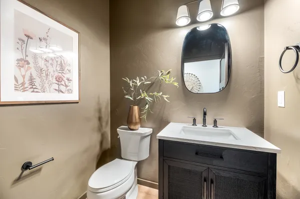 $489,000 | 3722 East Callalilly Lane, Appleton, WI 54913