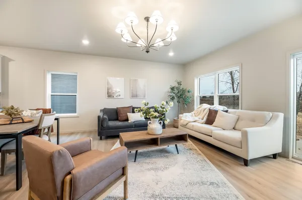 $489,000 | 3722 East Callalilly Lane, Appleton, WI 54913